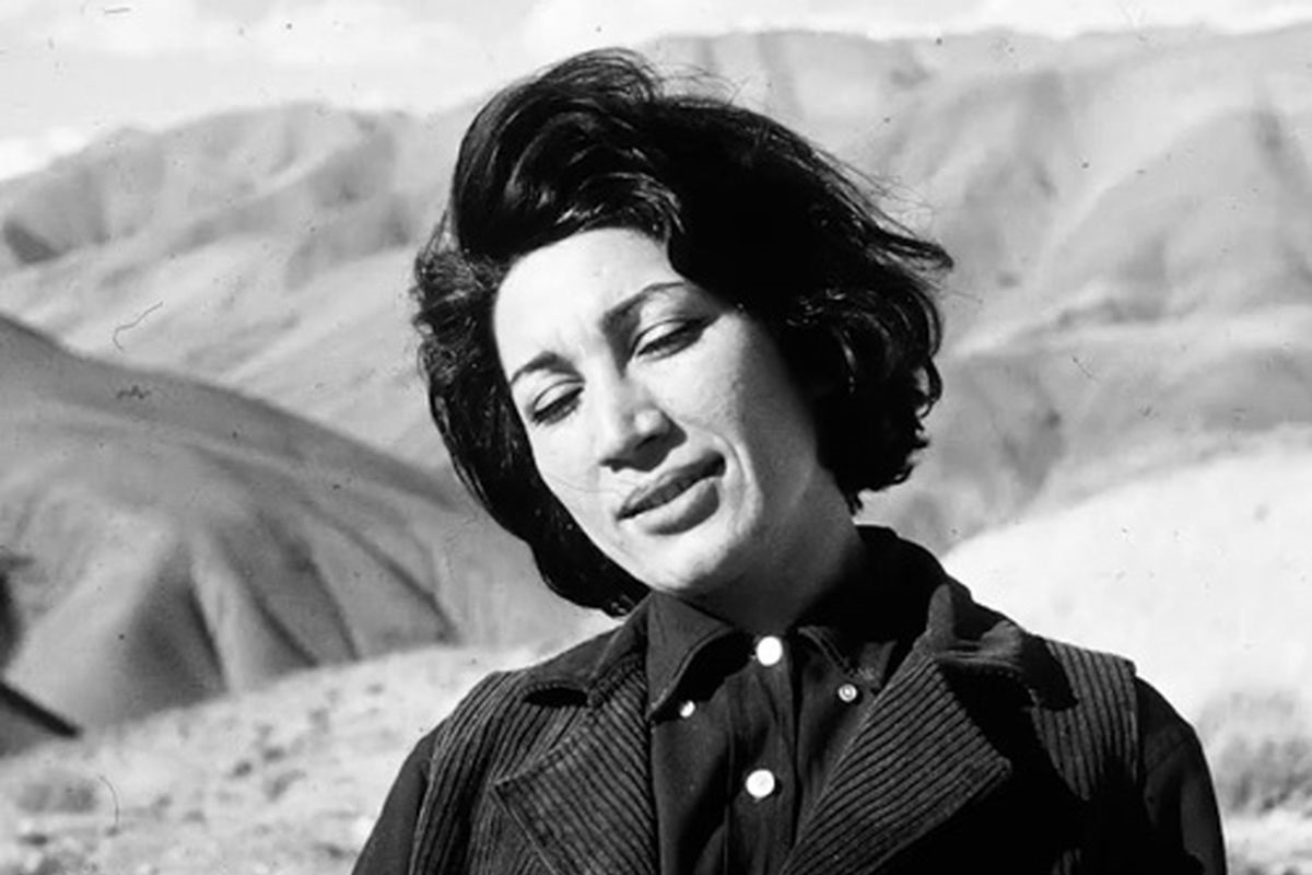 Most renowned female poet in Iran